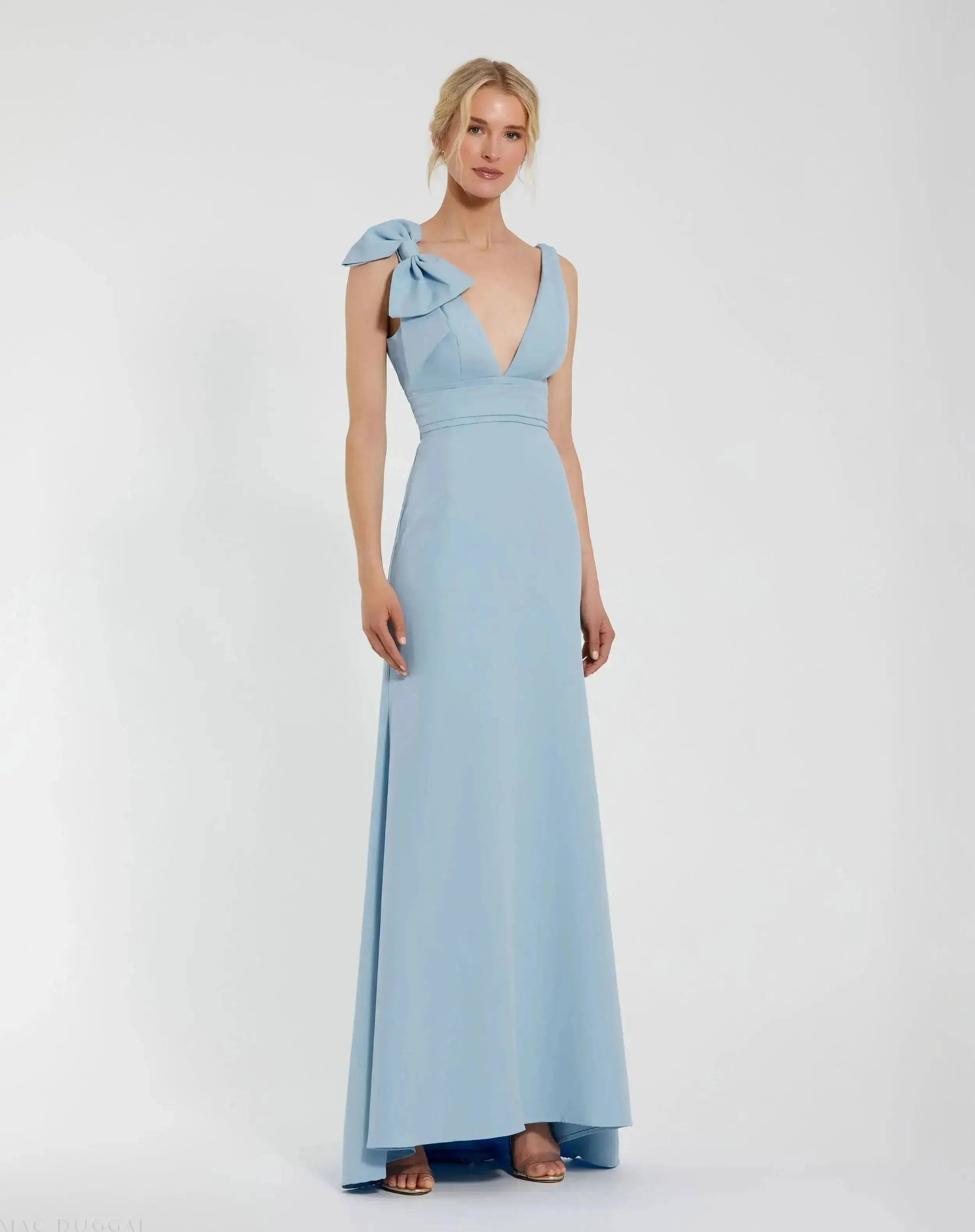 Petite Blue Sleeveless V Neck Bow Detail Mermaid Gown
